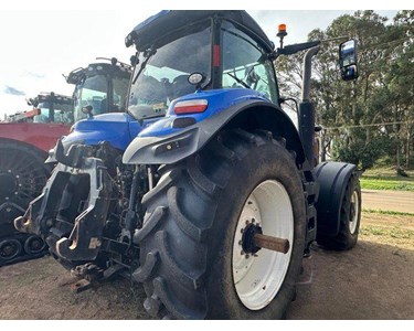 New Holland - Used Farm Tractor | 2021 T8.380