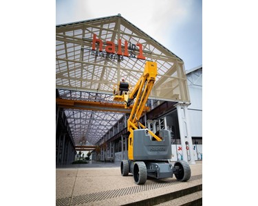 Articulating Boom Lift | Sigma 16