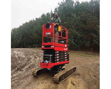 Athena - Bi-levelling Tracked Scissor Lift 870 | 7.9 m 