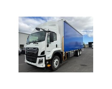 Isuzu - Curtainsider Truck | FVL 260-300 Freightpack