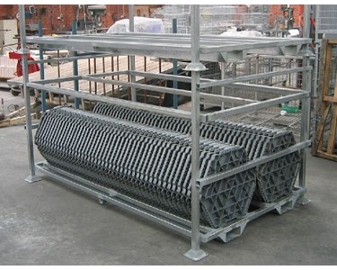 Stillages & Stackable Containers | Specialised Cupfoot Stillage
