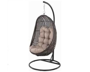 Shelta - Wicker Hanging Chair | Eggnog