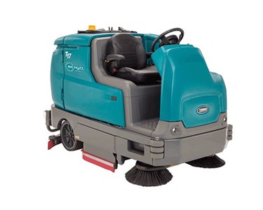 Tennant - Ride-on Scrubber | T17