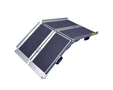 Folding Suitcase Wheelchair Ramp | VA143D 