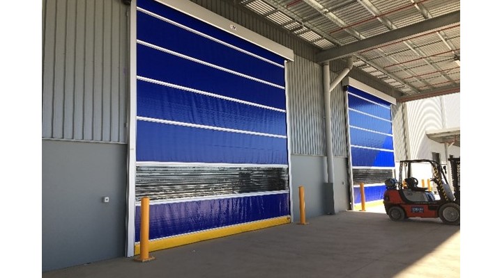 High speed warehouse roll doors