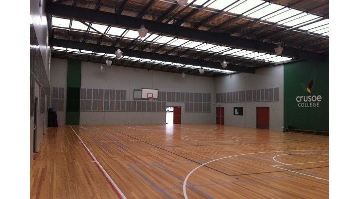 Crusoe College gymnasium with new Echohusch Panels installed