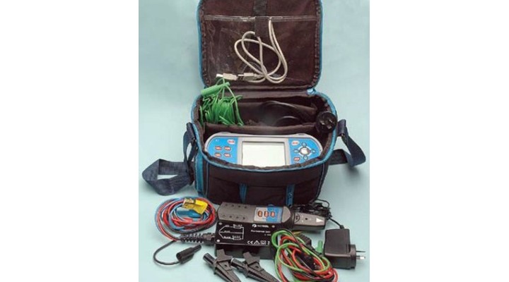 The AS3017 Instaltest package contains a comprehensive set of test leads and add-ons.