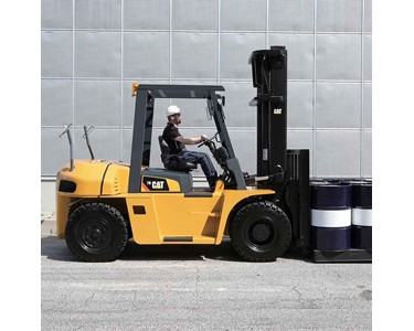 Cat - Diesel Forklift | 7-10 Tonne