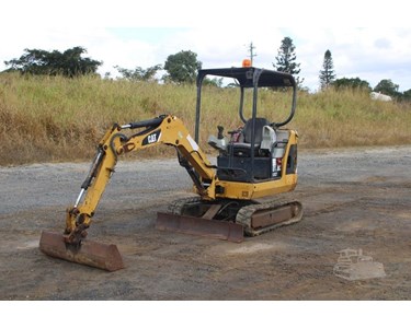 Caterpillar - Used Mini Excavator | 2007 Caterpillar 301.8C