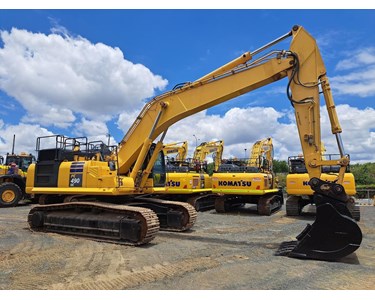 Komatsu - Used Excavator | 2021 Komatsu PC490LC-11