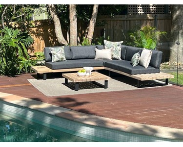 Outdoor Elegance - Outdoor Lounge Setting | Castellon 5 Seater 
