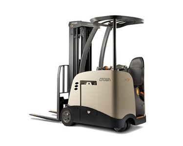 Crown - Electric Forklift | RC Series | 3-Wheel Stand-Up 