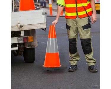 Enforcer Group - Reflective Traffic Cone 700mm | BTC761R