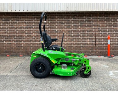 Conquest - SDMS60 Ride On Electric Zero Turn Mower - Fully Refurbished