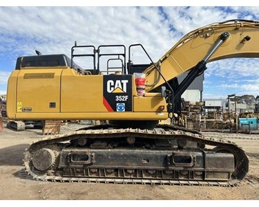 Caterpillar - Used Tracked Excavators 352FL | 2018