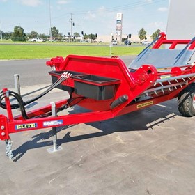 Trailed Round Bale Feeder 