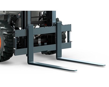 Ausa - All-Terrain Forklift | C151H 