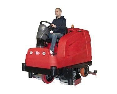 Rider Floor Scrubber 10,400 m²/hour | RCM Tera 