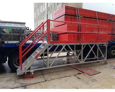 Mobile Access Platform | Truck Loading/Access Platform