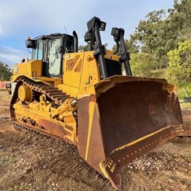 Used Crawler Dozer | 2023 D8 