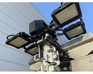 Solar Lighting Tower LED 4 x 100WATT 48VDC Hydraulic Lithium LIFEPO4 Batteries LT4100S