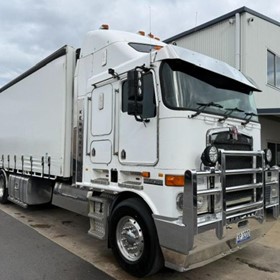 Used Curtainsider Refrigerated Truck | 2010 K108