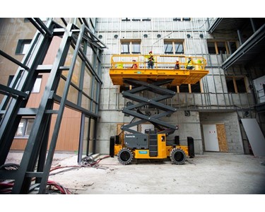 Rough Terrain Scissor Lift | HS15 E