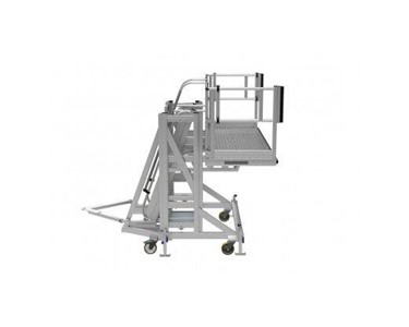 Multi-Purpose Access Platform | SafeSmart Aviation | 70 Degree Access