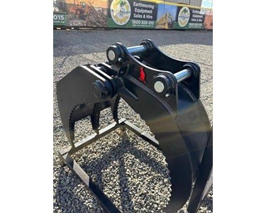 Roo Attachments - Claw Grapples | 5T Hydraulic Grab 