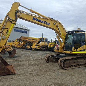 Used Excavator | 2020 Komatsu HB215LC-3