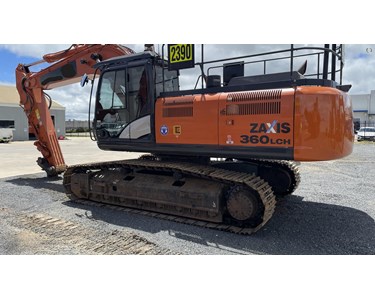 Hitachi - Used Excavator | 2022 Hitachi ZX360LCH-5