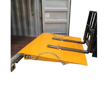 DHE - Steel Container Ramp Standard Duty | 6.5 Tonne 