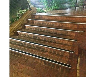Vigil - Anti Slip Stair Treads