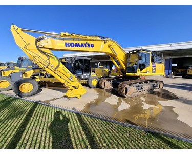Komatsu - Used Excavator | 2023 Komatsu PC490LC-11