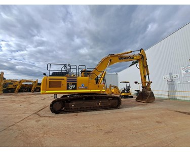 Komatsu - Used Excavator | 2021 Komatsu PC360LCi-11