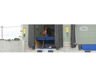 Hydraulic Dock Leveller