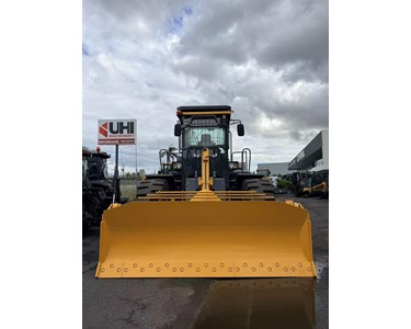 SDW24 18.2T Wheel Dozer with 239HP Engine