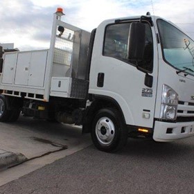 Used Service Truck | NPR 200/275 Service Vehicle