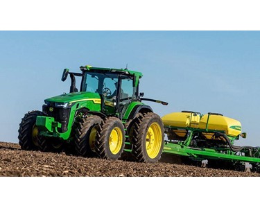 Farm Tractor | 8R 230