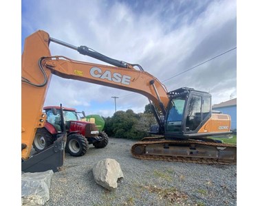 Used Tracked Excavator | 2022 CASE CX210C 