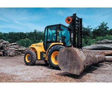 JCB - Rough Terrain  Forklift - 930