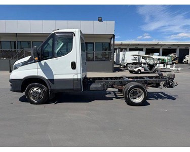 Iveco - Daily Used Cab Chassis 4x2 180 HP 2022