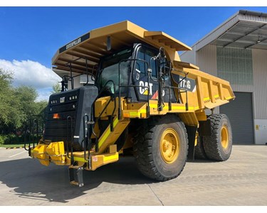 Caterpillar - Used Rigid Dump Truck 773G