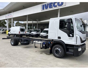 Iveco - ML140E28/P Cab Chassis Truck