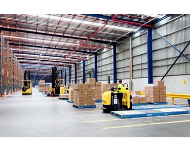 Hyster - Low Level Order Pickers 2,000-2,500 kg | LO2.0-2.5 