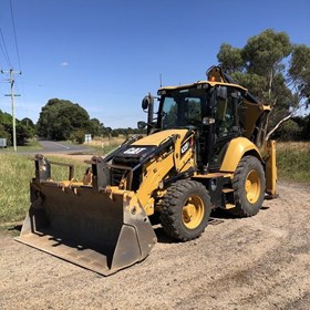 Used Loader Backhoe 2015 432F2 