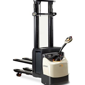 ES Series Walkie Stacker | Fork Over Pallet Stacker with Initial Lift