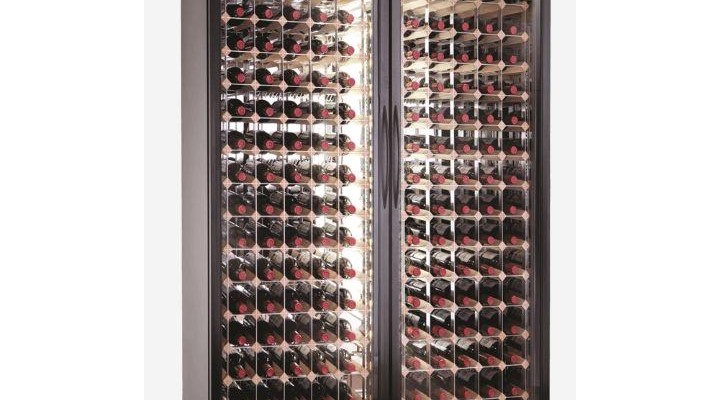 This upright WINE CABINET (self-contained) has been designed with industrial standard cooling system