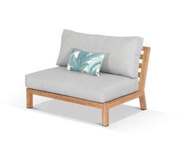 Royalle - Outdoor Sofa | Sumba 