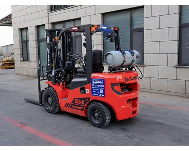 Summit - K25L 2.5 Ton LPG Dual Fuel Forklift With Nissan Engine